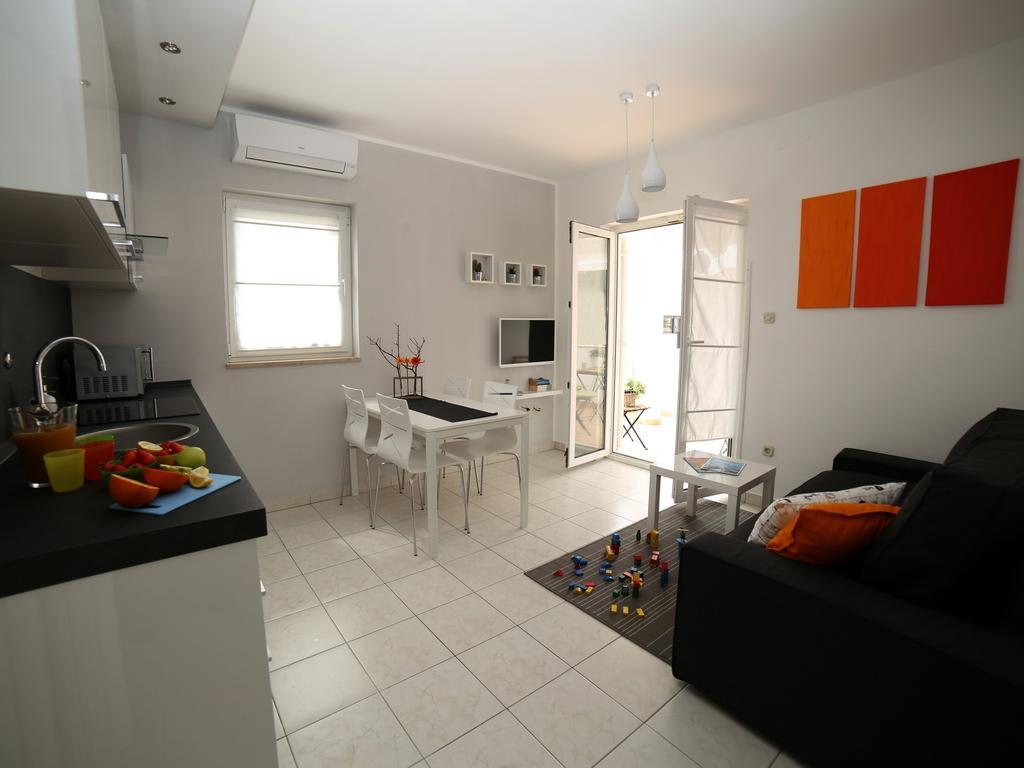 Dandelion Apartment Fažana Zimmer foto